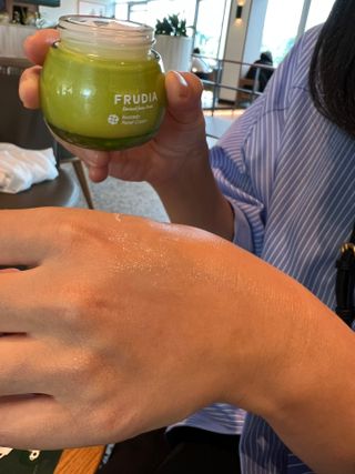 [후르디아] 민감피부 수분크림 비건 아보카도 크림 — 5점을 준 리뷰어가 2022년 9월 올린 사용 사진
