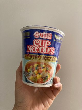 NISSIN 닛신 컵누들  4종 - 씨푸드오리지날, 씨푸드 스파이시, 씨푸드 커리, 씨푸드 XO소스 — 5점을 준 리뷰어가 2022년 11월 올린 사용 사진