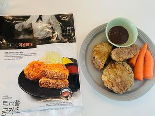 프레시지 *구매평/[쵸이닷직원食당]트러플금카츠_360G — 5점을 준 리뷰어가 2025년 9월 올린 사용 사진
