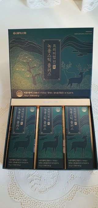 서울약사신협_프리미엄 진 녹용스틱 플러스10g x 30포 — 5점을 준 리뷰어가 2021년 7월 올린 사용 사진