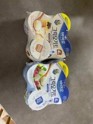 매일바이오 그릭요거트 오리지널 플레인 4개, 로스터리 커피믹스 4개 — 3점을 준 리뷰어가 2021년 12월 올린 사용 사진
