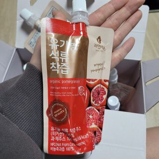 자연에온 유기농 석류 착즙 100mL 10개입 2BOX — 4점을 준 리뷰어가 2020년 12월 올린 사용 사진