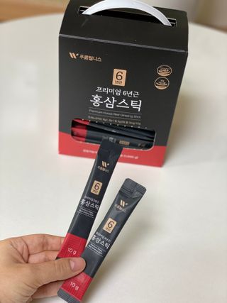 [푸름웰니스] 프리미엄 6년근 홍삼스틱 3mg x 100포 — 5점을 준 리뷰어가 2022년 3월 올린 사용 사진