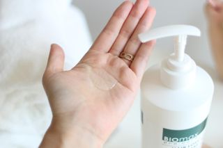 [바이오맥스] 프로코어 탈모완화샴푸 1000ml — 5점을 준 리뷰어가 2022년 8월 올린 사용 사진