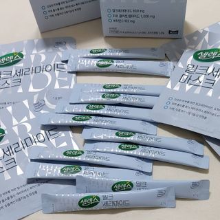 셀렉스스포츠 셀렉스 밀크세라마이드 저분자피쉬콜라겐 28포 X 1박스 — 5점을 준 리뷰어가 2021년 5월 올린 사용 사진