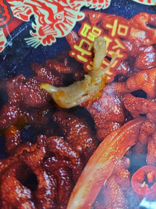 불타 호랑이 닭발 250g — 3.5점을 준 리뷰어가 2021년 7월 올린 사용 사진