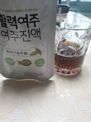 참유원 특허제조 활력 여주진액 여주즙 50포 — 5점을 준 리뷰어가 2022년 1월 올린 사용 사진