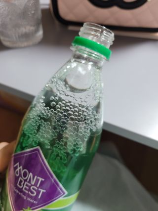 몽베스트 Montbest with Sparkling water Lime20병 — 5점을 준 리뷰어가 2022년 12월 올린 사용 사진