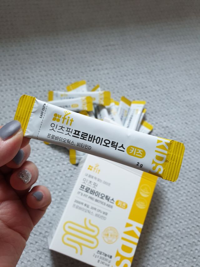 잇츠핏 프로바이오틱스 키즈 유산균 리뷰 사진