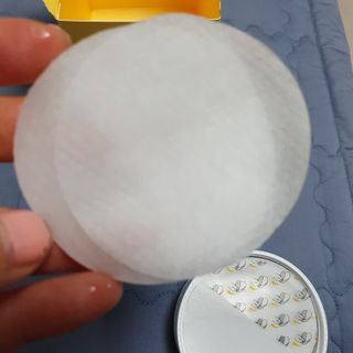 산다화 비타민씨 화이트닝 토너 패드 — 5점을 준 리뷰어가 2023년 6월 올린 사용 사진
