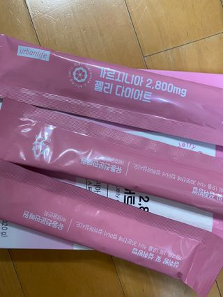 주식회사 얼굴반쪽 [얼굴반쪽 가르시니아 2,800mg] x 14포 1주 젤리 다이어트 보조제 체지방감소 — 5점을 준 리뷰어가 2021년 10월 올린 사용 사진