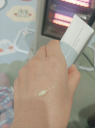 [후르디아] 끈적임 없는 착한성분 비건  핸드크림 3종 — 5점을 준 리뷰어가 2021년 1월 올린 사용 사진