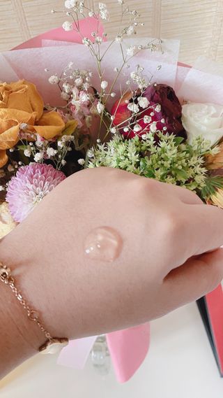 체르엠 스템앤셀 비타민 브라이트닝 에센스 30ml 1개 — 5점을 준 리뷰어가 2021년 10월 올린 사용 사진