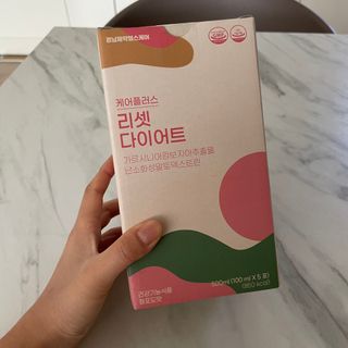 [경남제약헬스케어] 케어플러스 리셋 다이어트 청포도맛 100ml X 5포 (5일분) — 4점을 준 리뷰어가 2023년 4월 올린 사용 사진