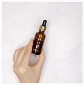 스킨큐어 산다화 비타민c 화이트닝 에센스 30ml — 5점을 준 리뷰어가 2021년 8월 올린 사용 사진