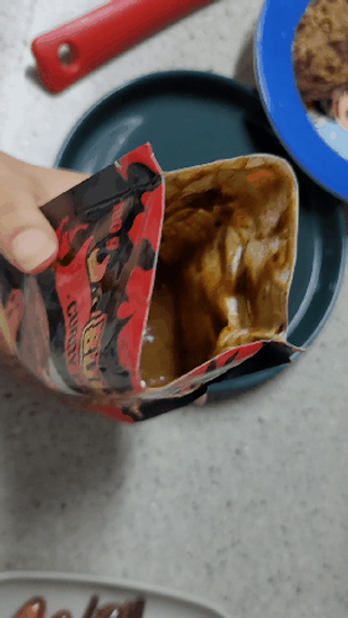불타 지옥불카레 불지옥맛 180g x 3봉 — 5점을 준 리뷰어가 2021년 6월 올린 사용 사진