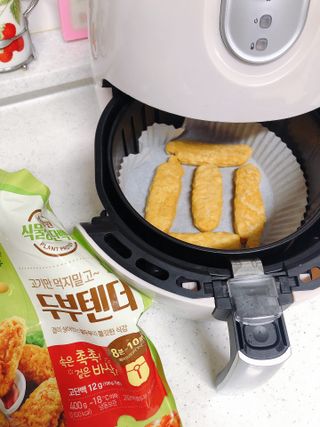 [풀무원] 식물성고기_두부크럼블덮밥소스3종, 두부텐더 — 5점을 준 리뷰어가 2021년 4월 올린 사용 사진