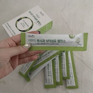 아임오 풋사과 식이섬유 밸런스 젤리 14포 — 5점을 준 리뷰어가 2021년 6월 올린 사용 사진