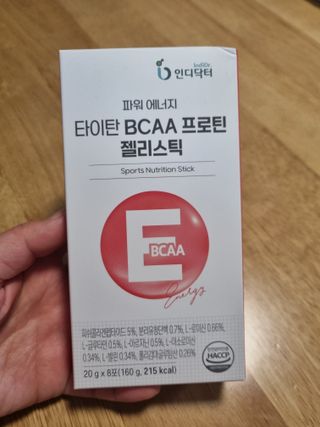 [인디닥터] 타이탄 BCAA 프로틴 젤리스틱 — 4점을 준 리뷰어가 2022년 5월 올린 사용 사진