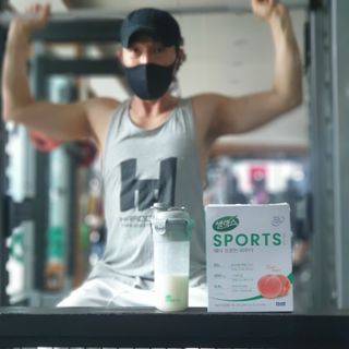 셀렉스스포츠 [복숭아맛] 셀렉스 스포츠 웨이 프로틴 파우더 스틱형 — 4.5점을 준 리뷰어가 2021년 5월 올린 사용 사진