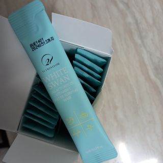 오투에니원 화이트 스완 갈락토미세스 비타민 C 워터 슬리핑 마스크 — 5점을 준 리뷰어가 2023년 2월 올린 사용 사진