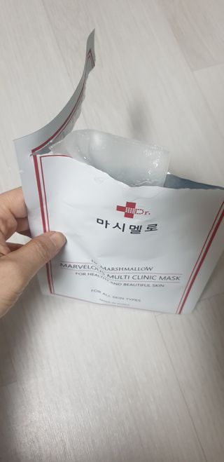 닥터마시멜로 마블러스 멀티 클리닉 마스크 — 5점을 준 리뷰어가 2021년 3월 올린 사용 사진