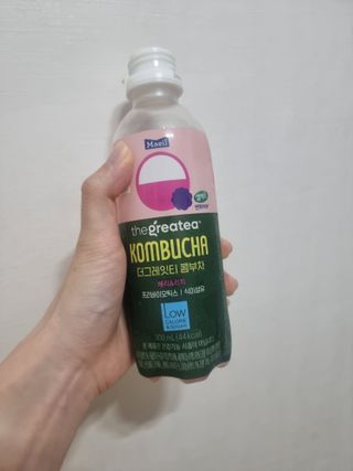 더그레잇티 콤부차 [매일유업] 더그레잇티 44kcal 콤부차 300ml *12개입 (오리지널 6개+베리리치 6개) — 5점을 준 리뷰어가 2023년 8월 올린 사용 사진