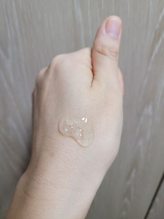 체르엠 스템앤셀 비타민 브라이트닝 에센스 30ml 1개 — 5점을 준 리뷰어가 2021년 11월 올린 사용 사진
