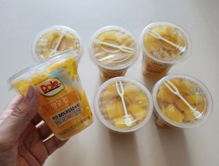 돌 MF[Dole] 파인애플컵/망고컵/복숭아컵 198g 6입X1박스 (맛 1가지 랜덤 발송) — 5점을 준 리뷰어가 2024년 5월 올린 사용 사진