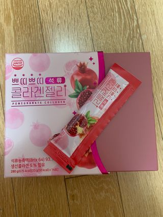 헬스업_쁘띠쁘띠석류콜라겐젤리_20g x 14포 — 5점을 준 리뷰어가 2021년 1월 올린 사용 사진