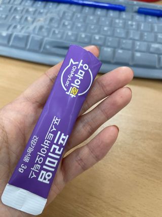 [유산균] 오마이락 프리미엄 포스트바이오틱스 30P — 3점을 준 리뷰어가 2022년 12월 올린 사용 사진