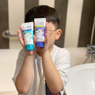 닥터데디스 안심불소 튼튼치약(청포도, 민트 중 택 1) 60g + 여행용 미니 치약 15g — 5점을 준 리뷰어가 2022년 8월 올린 사용 사진