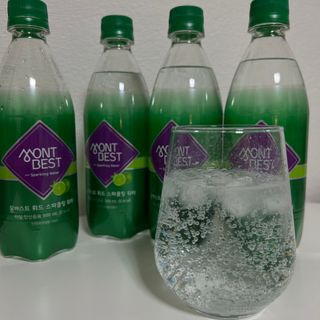 몽베스트 Montbest with Sparkling water Lime20병 — 5점을 준 리뷰어가 2022년 7월 올린 사용 사진