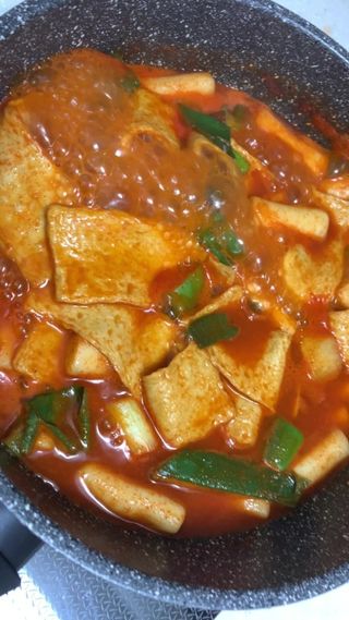 응큼떡볶이 — 5점을 준 리뷰어가 2021년 3월 올린 사용 사진