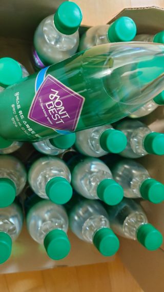 몽베스트 Montbest with Sparkling water Plain 20병 — 5점을 준 리뷰어가 2022년 11월 올린 사용 사진