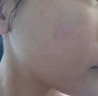 [크리스앤릴리] 내츄럴 글로우 97쿠션 — 4점을 준 리뷰어가 2022년 9월 올린 사용 사진