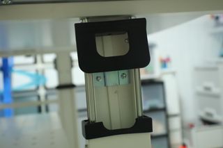 올맘 폴딩 모션테이블 6단계 높낮이조절 아이보리/다크브라운 — 4.5점을 준 리뷰어가 2021년 9월 올린 사용 사진
