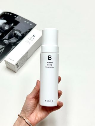 블룸비 거품 두피 샴푸 — 5점을 준 리뷰어가 2022년 9월 올린 사용 사진