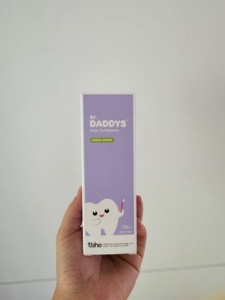 닥터데디스 안심저불소 키즈치약 (라즈베리, 청포도향 중 택 1) 60g +  여행용 미니 치약 15g — 5점을 준 리뷰어가 2022년 7월 올린 사용 사진