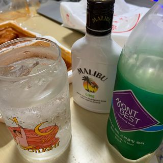 몽베스트 Montbest with Sparkling water Plain 20병 — 5점을 준 리뷰어가 2022년 10월 올린 사용 사진