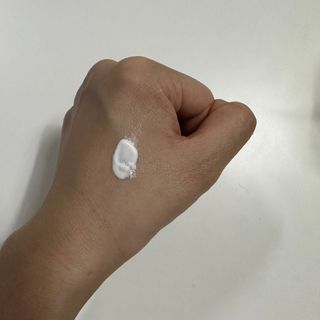 바노바기 코스메틱 바노바기 밀크씨슬 리페어 시카 선스크린 플러스 50ml — 5점을 준 리뷰어가 2023년 3월 올린 사용 사진