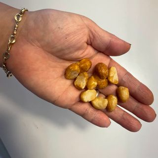 도이퉁 마카다미아 넛 90g  로얄 마카넛 오리지널 쏠트 허니 — 5점을 준 리뷰어가 2021년 9월 올린 사용 사진