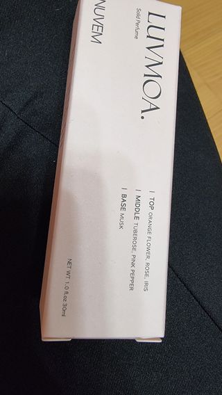 러브모아 향수 고체향수 승무원 고체향수 바르는 향수 니치향수 도손 우드세이지 앤 씨솔트 — 5점을 준 리뷰어가 2022년 10월 올린 사용 사진