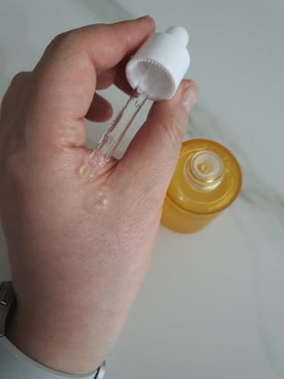 체르엠 스템앤셀 비타민 브라이트닝 에센스 30ml 1개 — 5점을 준 리뷰어가 2022년 2월 올린 사용 사진