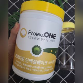 프로티원 단백질쉐이크 녹차맛 2주분 1통+보틀 — 5점을 준 리뷰어가 2021년 9월 올린 사용 사진