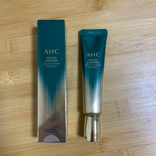 [NEW 탄력유턴 아이크림] AHC 유스 래스팅 리얼 아이크림 포 페이스 — 4점을 준 리뷰어가 2021년 2월 올린 사용 사진