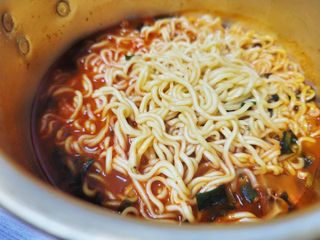 [풀무원] 자연은맛있다 정면, 백면, 홍면  세트 — 5점을 준 리뷰어가 2021년 4월 올린 사용 사진