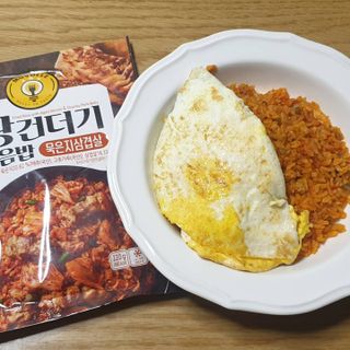 한성기업 무볼레 왕건더기 볶음밥 묵은지삼겹살 — 4.5점을 준 리뷰어가 2021년 10월 올린 사용 사진