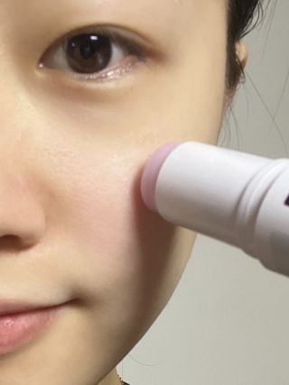 리더스코스메틱 리더스 퍼스트 샷 에센스 스틱 2종 — 5점을 준 리뷰어가 2022년 4월 올린 사용 사진