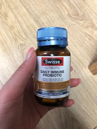 Swisse 스위스 데일리 이뮨 프로바이오틱스 10억, 30정 — 5점을 준 리뷰어가 2021년 3월 올린 사용 사진